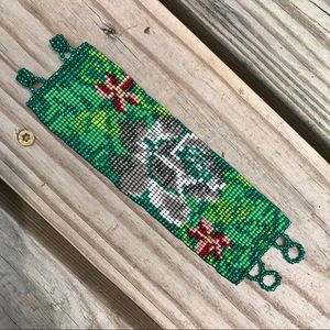 Mexican Chaquira Bracelet. Floral seed bracelet